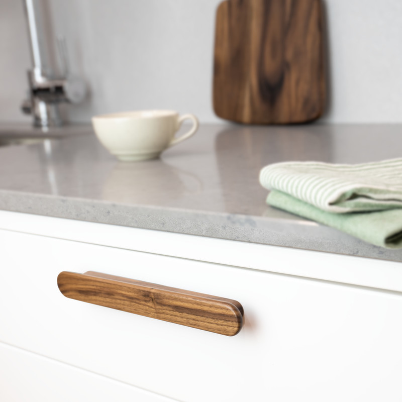 Handle Classis 160c/c - Walnut