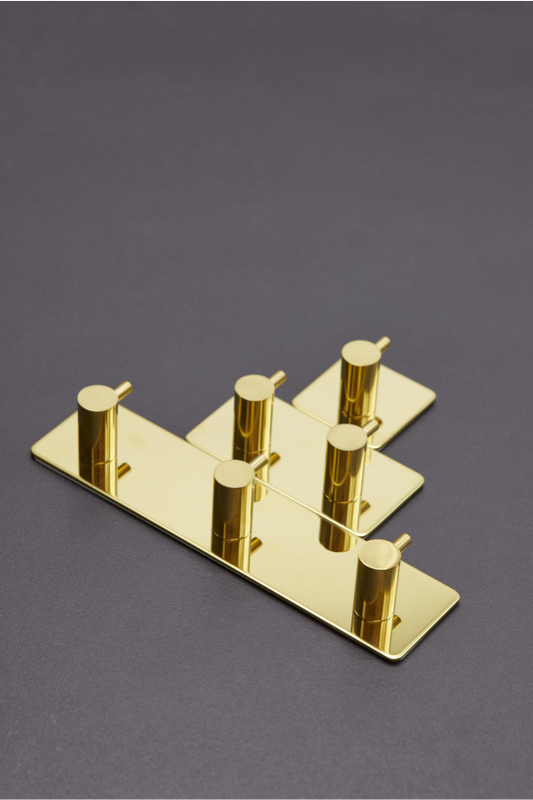 Base 220 2-Hook - Brass