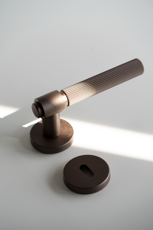 Doorhandle Helix 200 Stripe EUR - Dark Bronze (752014-41E)