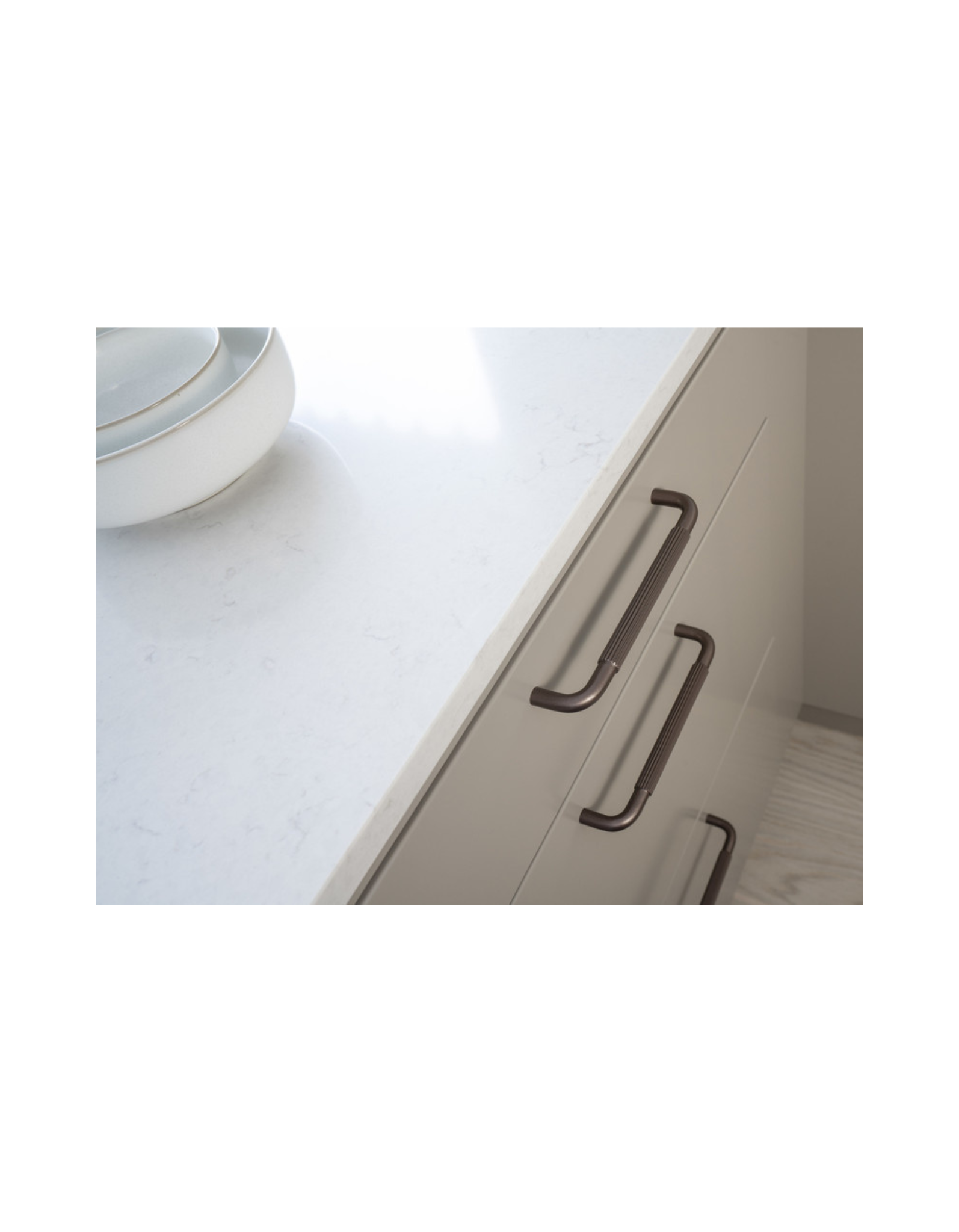 Handle Helix Stripe 128c/c - Dark Bronze (309269-11)