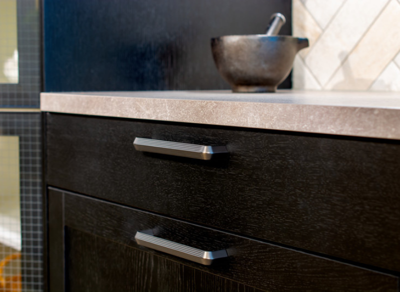 Handle Lines - Brushed Antracit