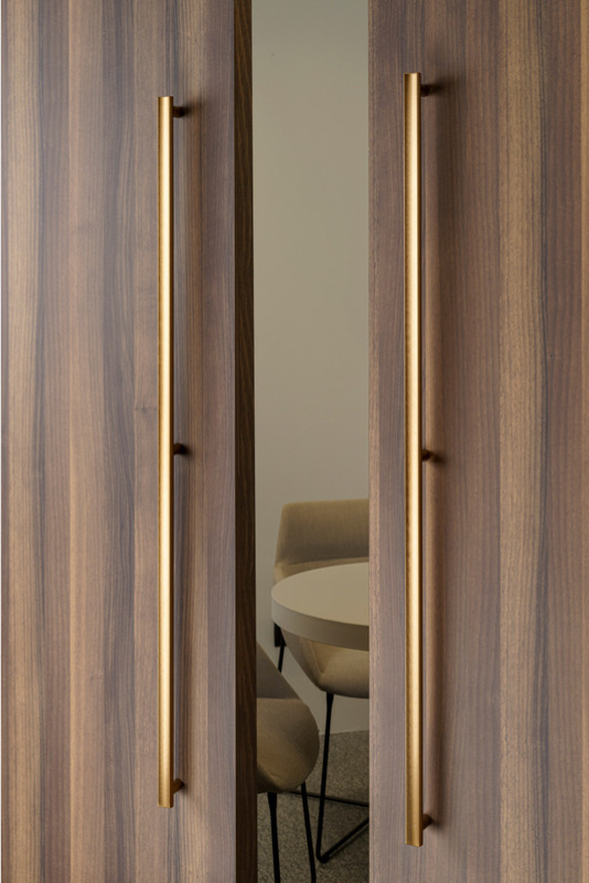 Handle Moon 1056c/c - Brushed Brass