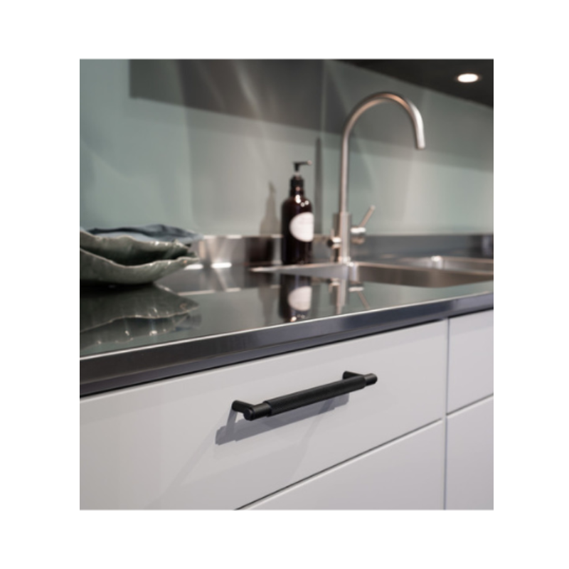 Handle Riff 128 - Matte Black (351020-11)