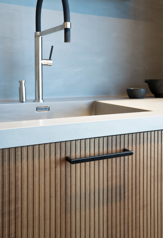 Handle Inez 160c/c - Matt Black