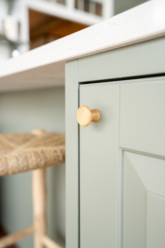 Knob Classis - Oak (373201-11)