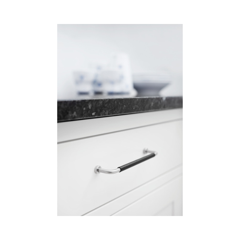 Handle Lounge - Stainless Steel/Black (370106-11)