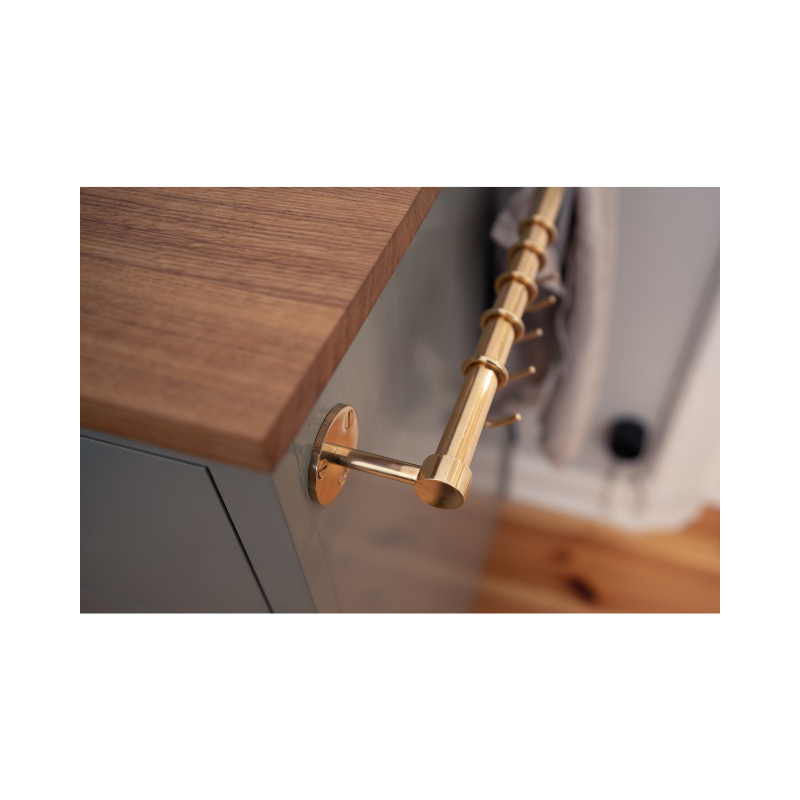 Aveny eldhússtöng m/krókum - Polished Brass sett (948001-41)