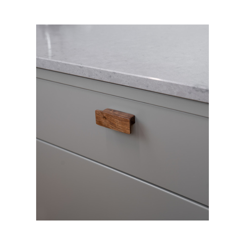 Handle Shelter 32c/c - Walnut (373342-11)