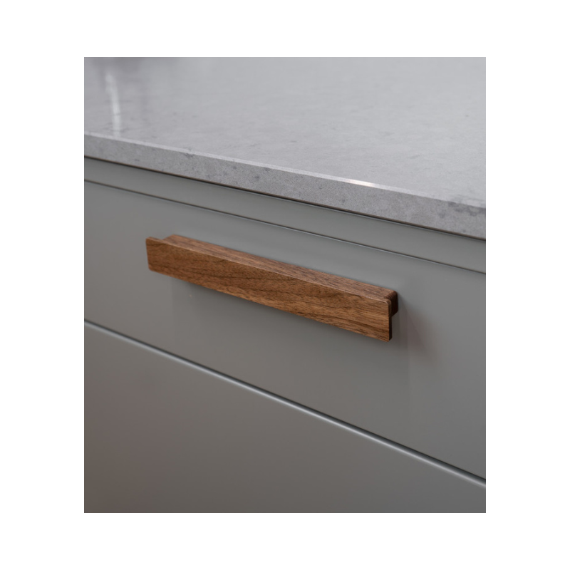 Handle Shelter 160c/c - Walnut (373347-11)