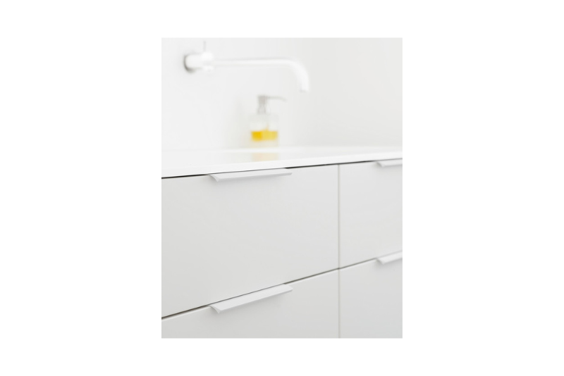 Profil Edge Straight 200c/c - White