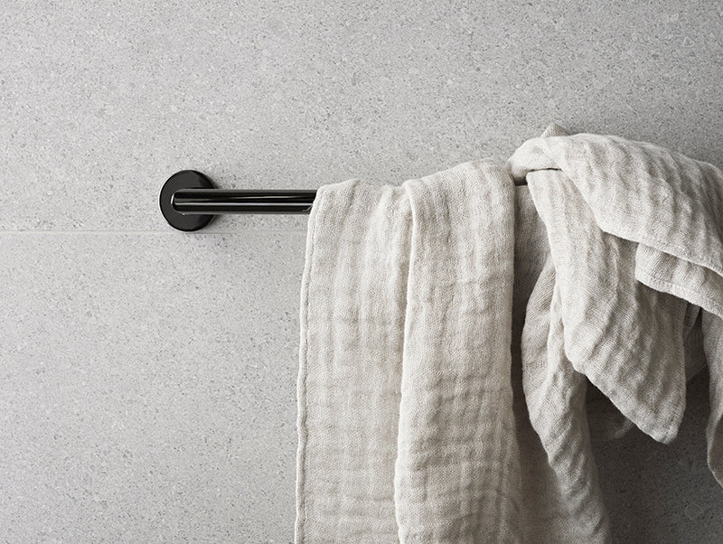 TA212 Handklæðaslá - Brushed Black Chrome (9422834)