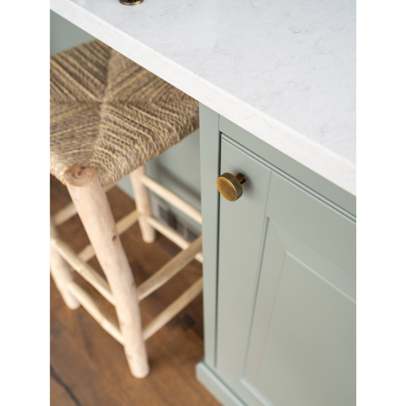 Knob Flat - Antique Bronze 32