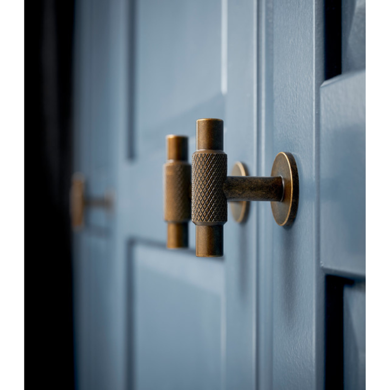 Knob Manor T - Brass Antique (351046-11)