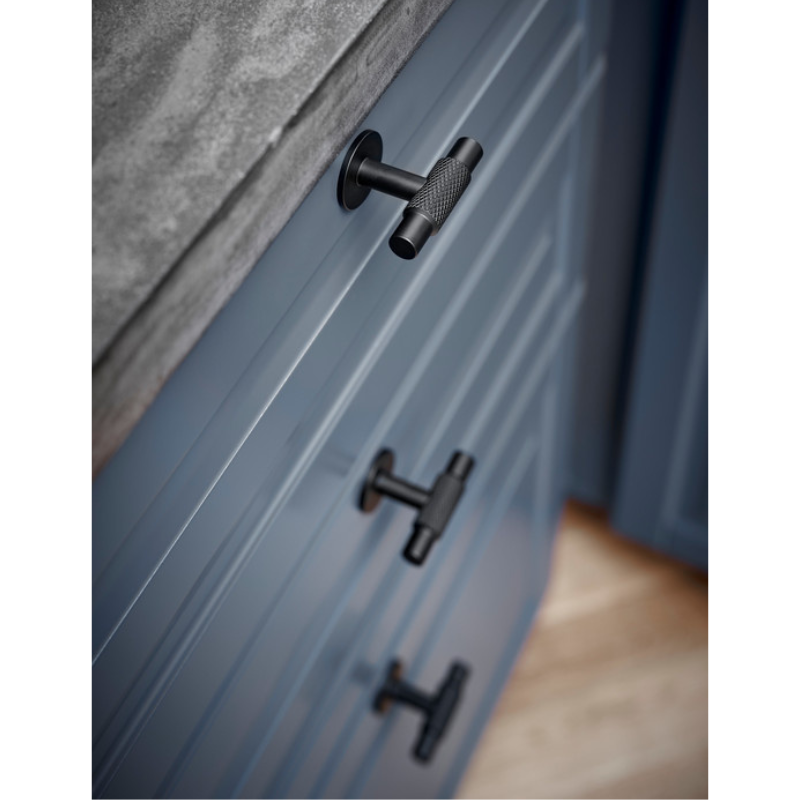 Knob Manor T - Matt Black (351047-11)