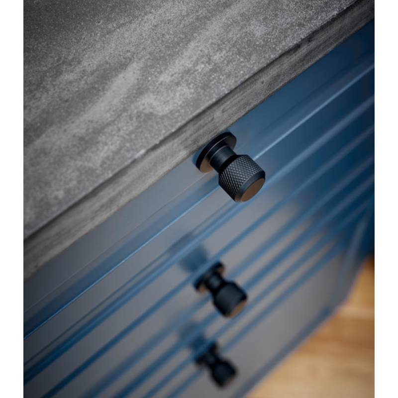 Knob Manor Round - Matt Black (351036-11)