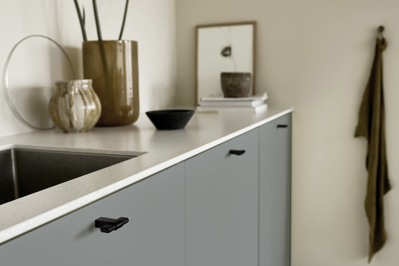 Knob T Crossing - Black/Black