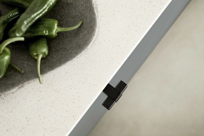 Knob T Crossing - Black/Black