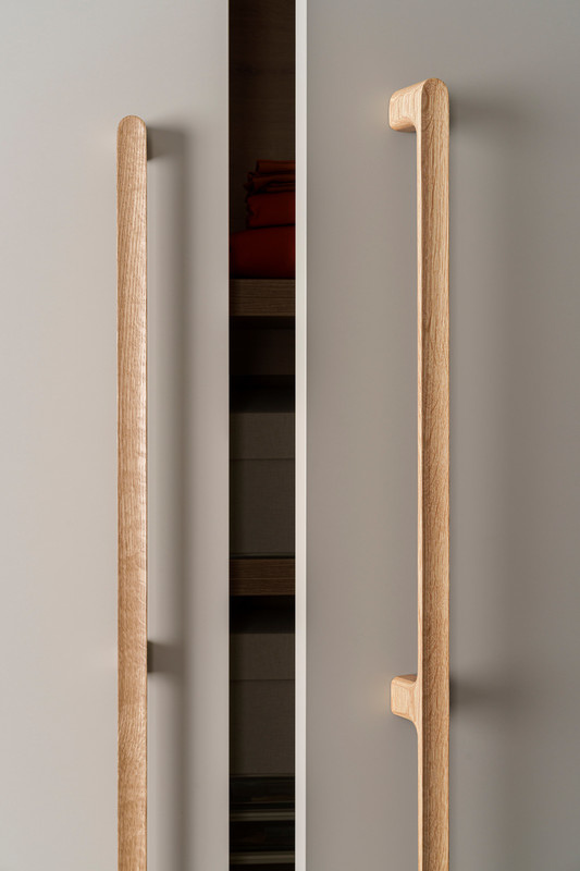 Handle Luv 992c/c - Oak