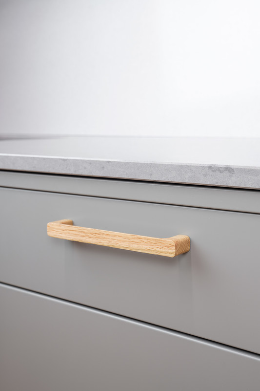 Handle Sans 160c/c - Oak