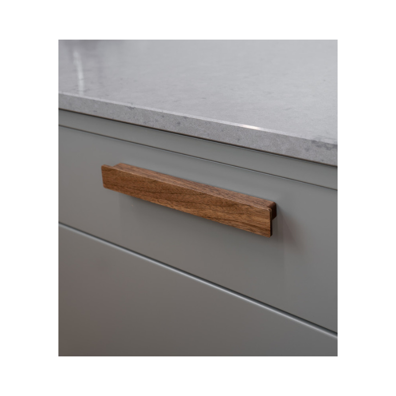 Handle Shelter 160c/c - Walnut