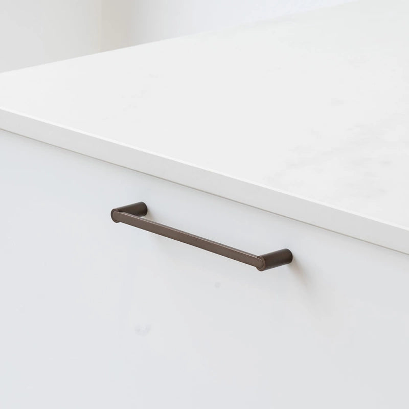Handle Flow 128c/c - Burnished Brass