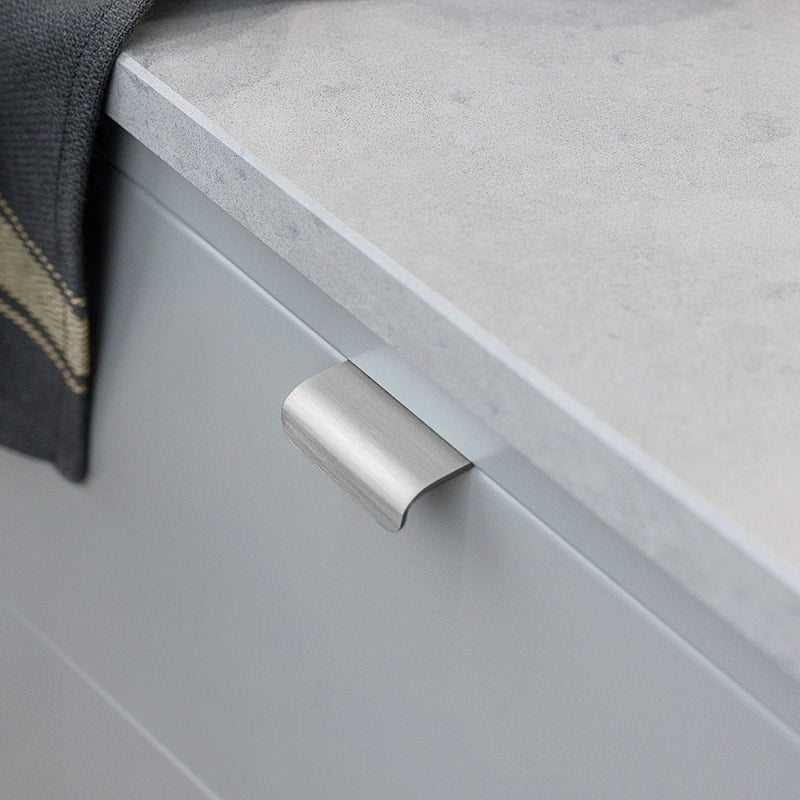Handle Lip 20c/c - Stainless Steel